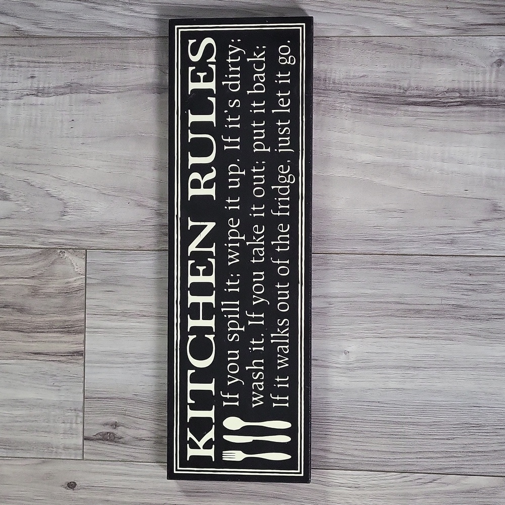🖤 Kitchen Rules sign!
